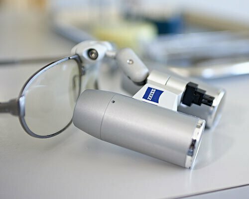 Private Beverly Hills Porcelain Veneers Dental Lab microscope glasses